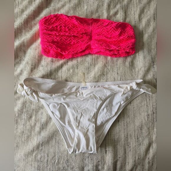 Urban Outfitters Out From Under Seamless Zigzag Shirred Tube Bikini Set - Picture 7 of 7